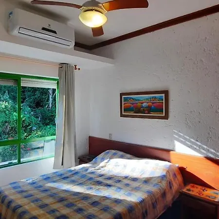 Apartamento Canto Das Pedras Florianopolis Exterior photo